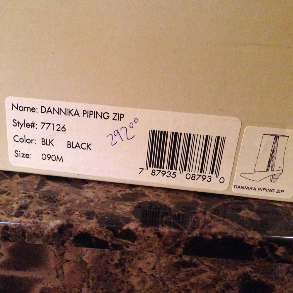 Frye boots. Dannika piping zip boot Size 9. - Picture 4 of 7